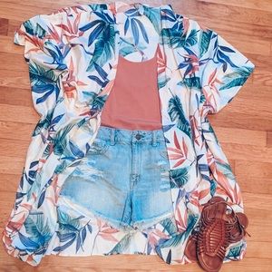 American Eagle Hi-Waisted Light Wash Denim Shorts